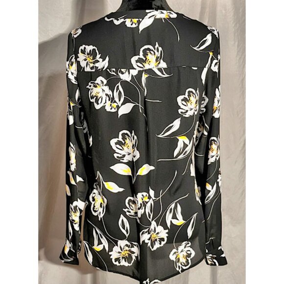 Maurices Black and White Flowered V-neck Blouse, Small - Picture 7 of 8